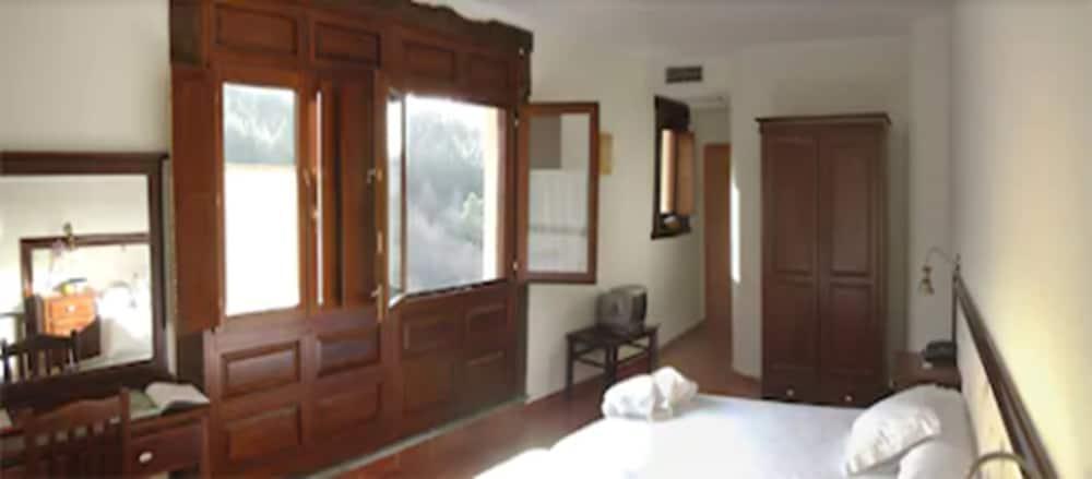Hotel Balneario Rio Pambre Palas de Rei المظهر الخارجي الصورة