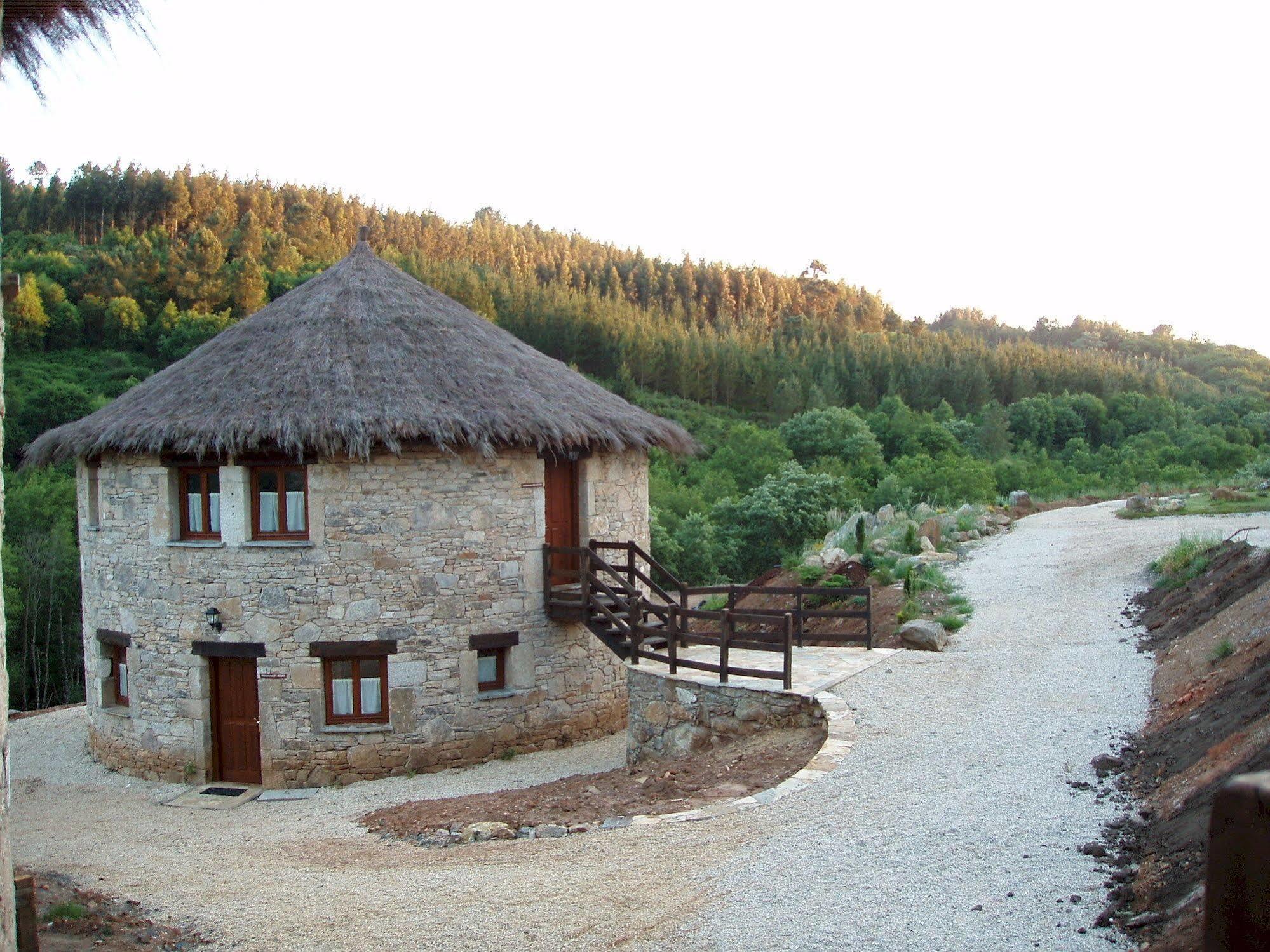 Hotel Balneario Rio Pambre Palas de Rei المظهر الخارجي الصورة